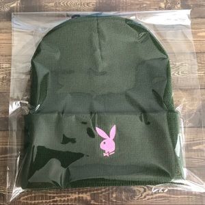 Skully Hat Playboy bunny Glitter logo